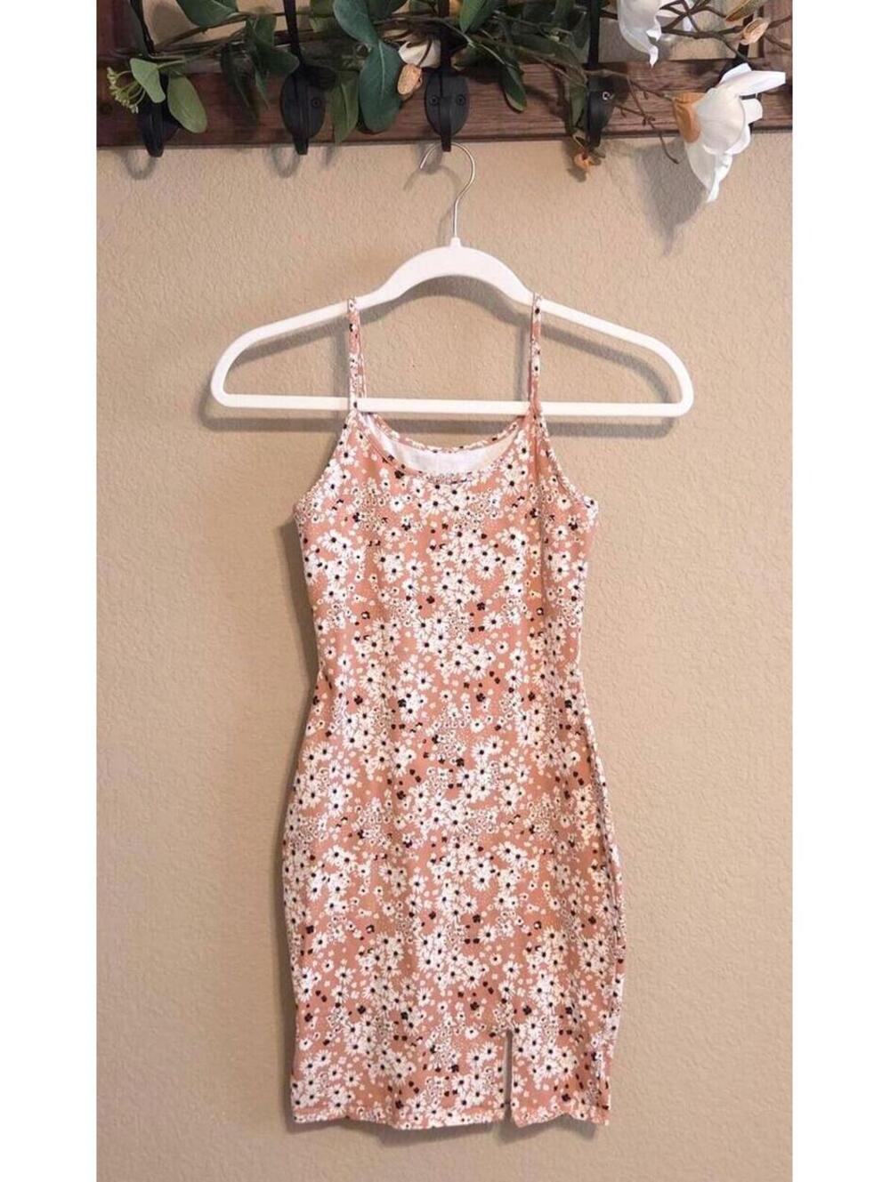 Wild Fable Floral Bodycon Mini Dress Tan Daisy Print | Size Small - Picture 3 of 7